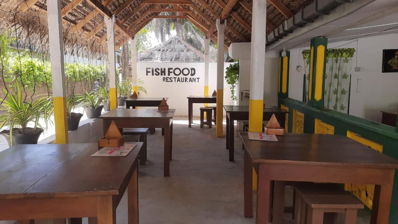 Kanthi Guest Inn Trincomalee Exterior foto